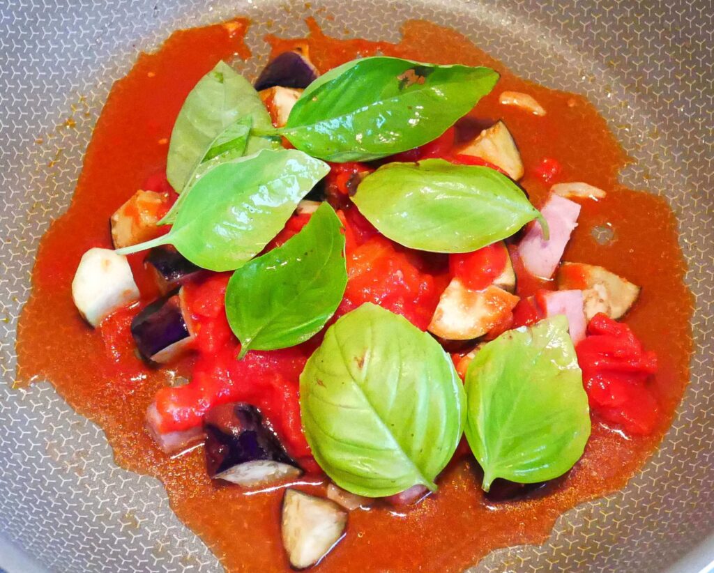 Boiled-tomatoes-with-basil