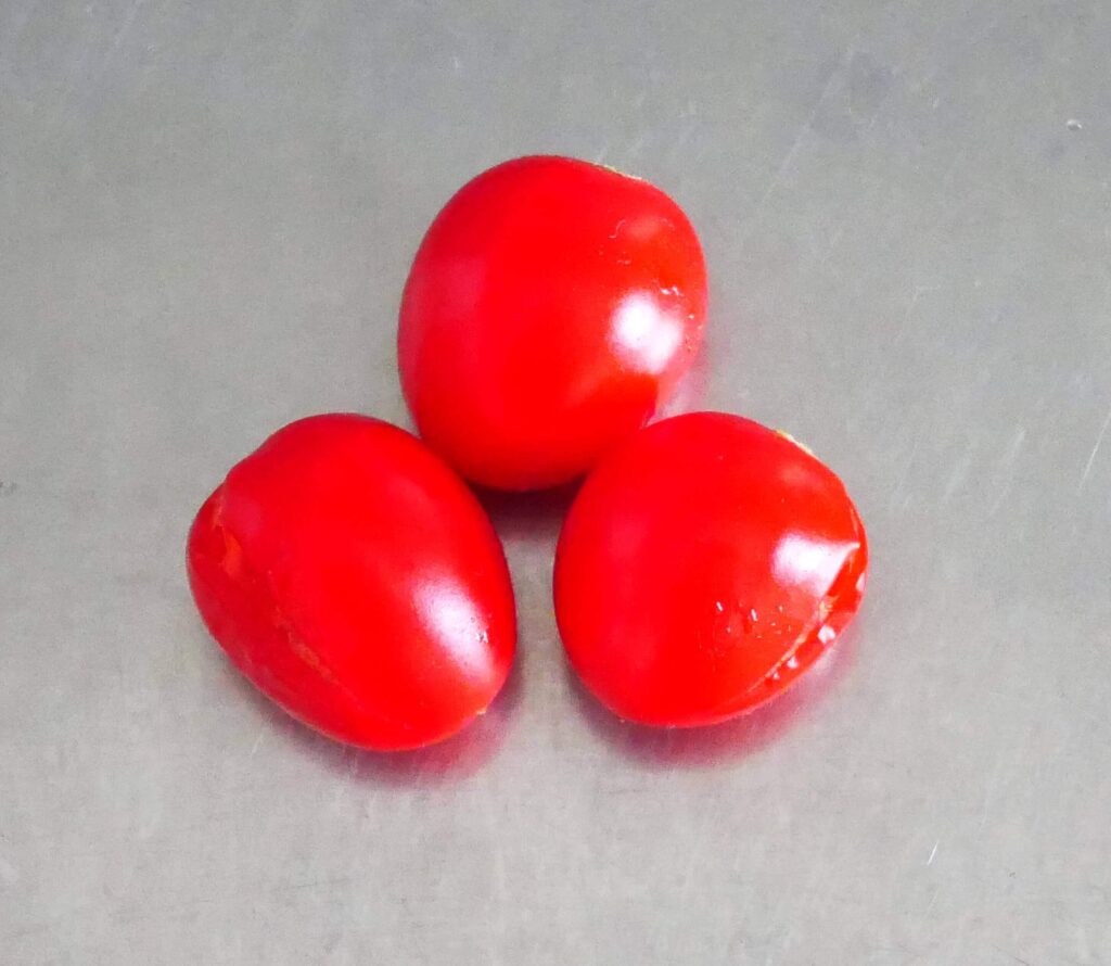 suzunari-cherry-tomatoes