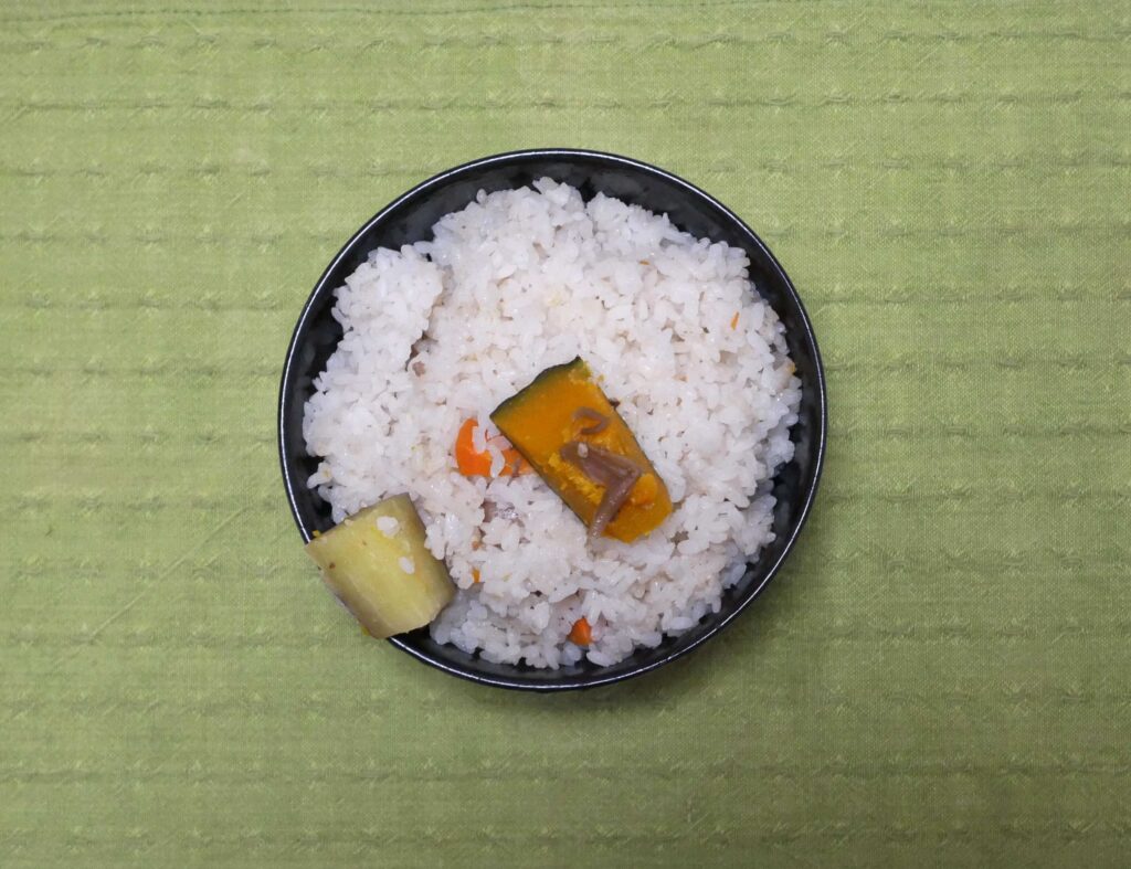 hokto-rice-cooked-with-ingredients
