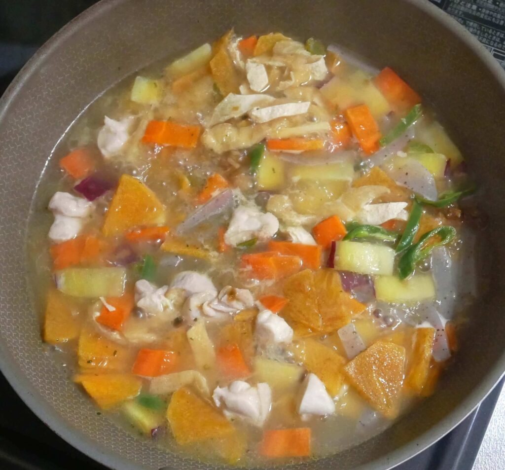 Rich-and-delicious-soup-pasta