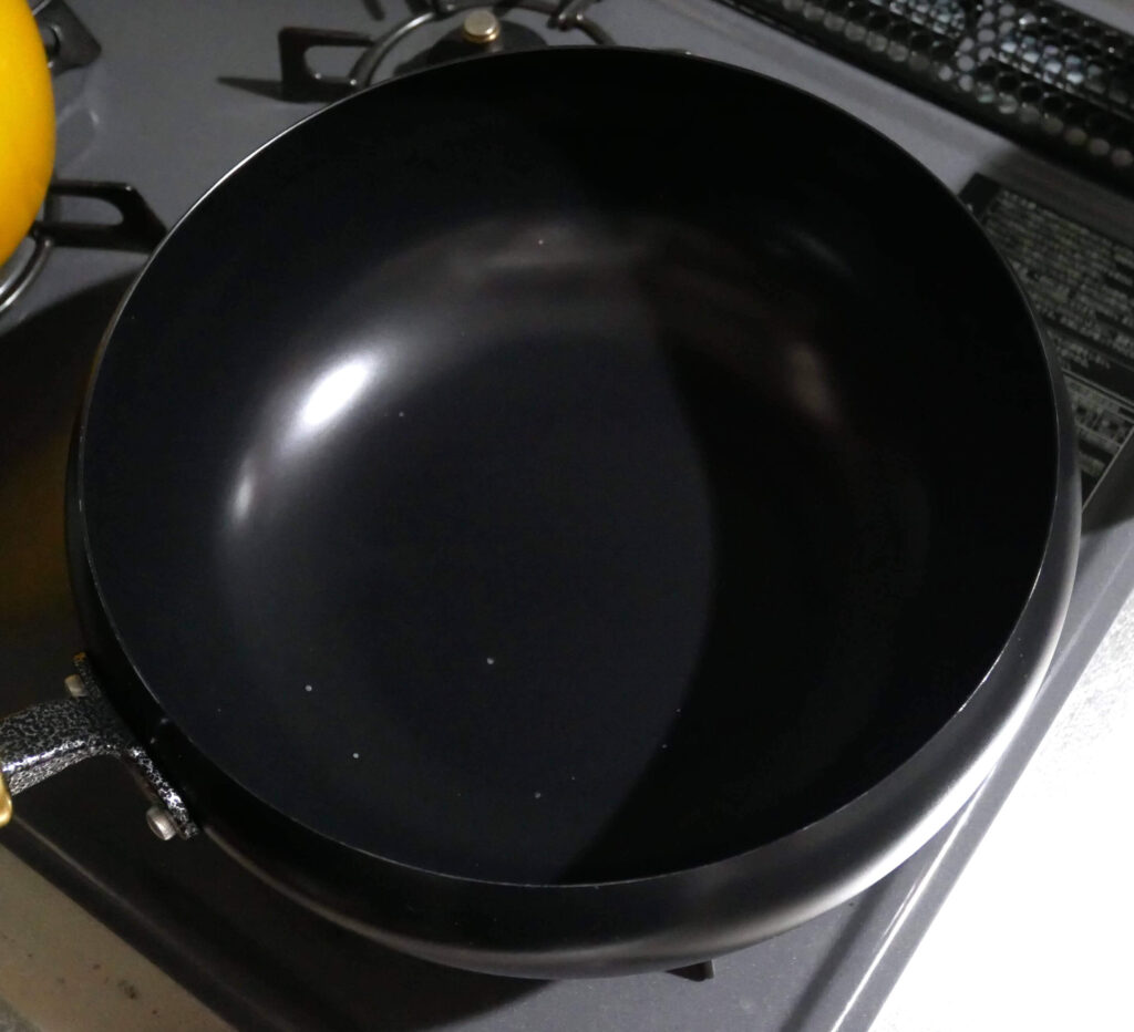 Iron-pot